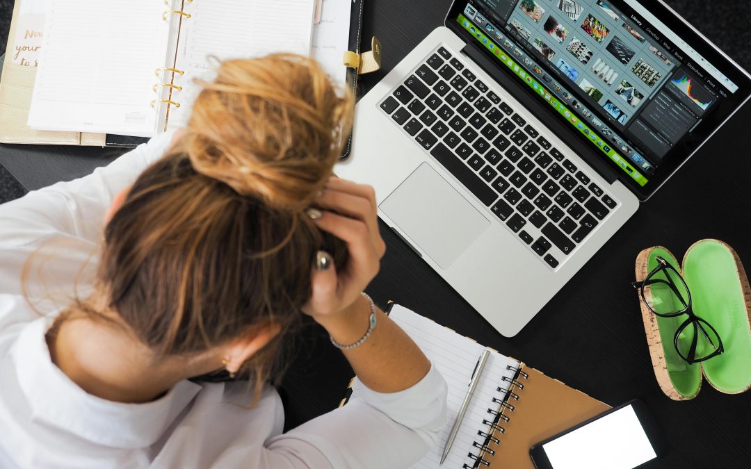 Jornada de trabalho ‘infinita’ prejudica desempenho e pode levar ao burnout